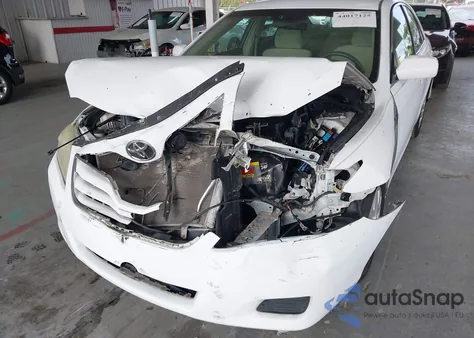 2010 Toyota Camry from USA, damaged, VIN 4T1BF3EK8AU537305